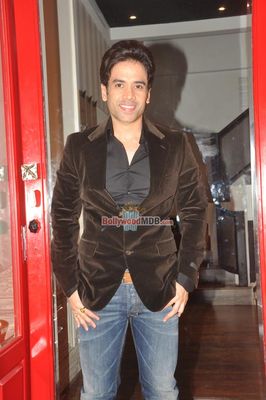Bolly Celebs at the launch of store 'BANDRA 190'