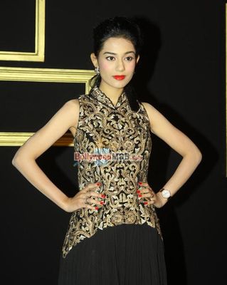Hot Bolly Celebs at Deepika Padukone's Black & Gold party