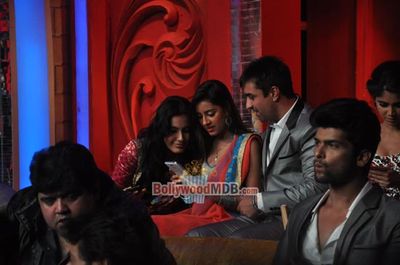 Salman Khan with celebrity finalists at the Grand Finale of 'BIGG BOSS 7'