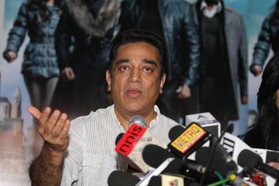 Acting giant Kamal Hassan and actress Pooja Kumar in the press conference about his recent film 'Vishwaroop'.