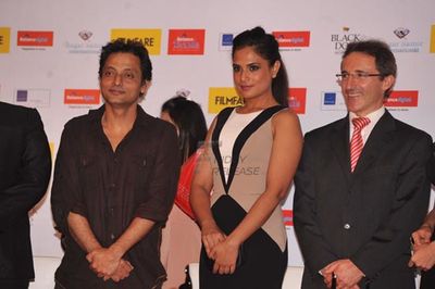 Bollywood people marked their presence at the Filmfare Awards Special Issue launch of the Filmfare magazine