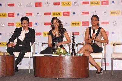 Bollywood people marked their presence at the Filmfare Awards Special Issue launch of the Filmfare magazine
