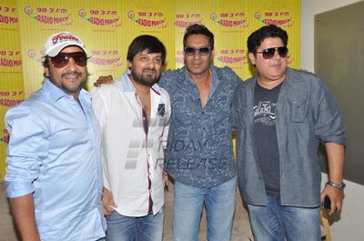 Dashing Ajay Devgn Along With the Team of His Upcoming Film 'Himmatwala' At the Promotional Event 'Himmatwala'