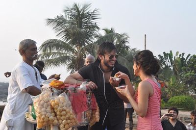 Jayanta Bhai Ki Luv Story promotion of Valentine day spl at crater road Bandra