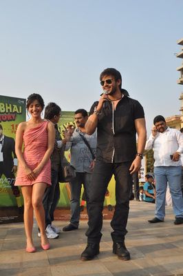 Jayanta Bhai Ki Luv Story promotion of Valentine day spl at crater road Bandra