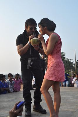Jayanta Bhai Ki Luv Story promotion of Valentine day spl at crater road Bandra