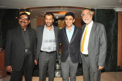 Team Kai Po Che was seen with Rageshwari Loomba at the announcement of the 15th Edition of Terry Fox Run 2013