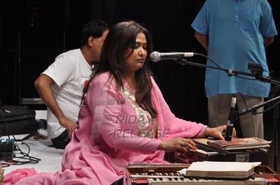 The Singers Bhupinder and Mitali Singh Gave A Fabulous Performance at 'Ek Ehsaas - A Legendary Tribute' Musical Concert on Birth Anniversary of Gazal Singer Late Jagjit Singh