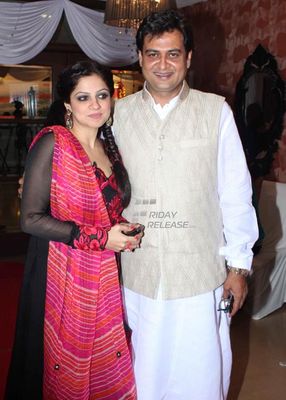 Well known celebrities from Bollywood attended the Tehzeebe Gangojaman Mushaira