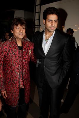 Big B, Junior B and noted actor Manoj Kumar attending famous music director Adesh Shrivastava's Global Sounds of Peace Concert.