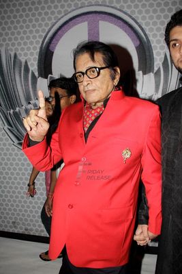 Big B, Junior B and noted actor Manoj Kumar attending famous music director Adesh Shrivastava's Global Sounds of Peace Concert.