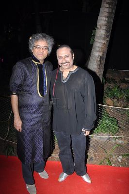 Bollywood Celebs at Singers Roopkumar & Sonali Rathod's daughter Reewa's first live concert at the Amphitheater