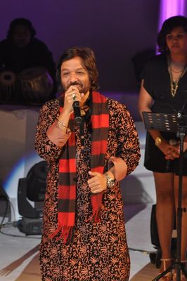 Bollywood Celebs at Singers Roopkumar & Sonali Rathod's daughter Reewa's first live concert at the Amphitheater