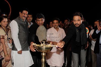 Chief minister Prithviraj Chauhan, Sunil Shetty, Irrfan Khan, Sajid Wajid, Tinu Anand with MLA Aslam Shaikh at prize distribution ceremony of Malad Sports festival