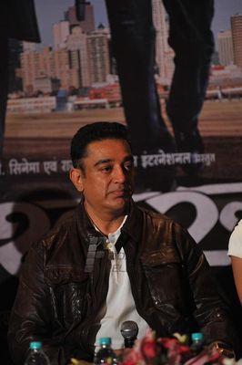 Kamal Haasan and Pooja Kumar at press meet to announce film 'Vishwaroop' premiere tie up with Videocon DTH at Hotel JW Marriott