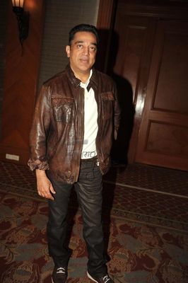 Kamal Haasan and Pooja Kumar at press meet to announce film 'Vishwaroop' premiere tie up with Videocon DTH at Hotel JW Marriott