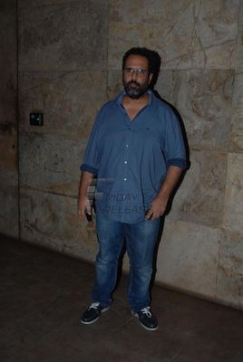 Bolly Celebs snapped at 'LOOTERA' special screening