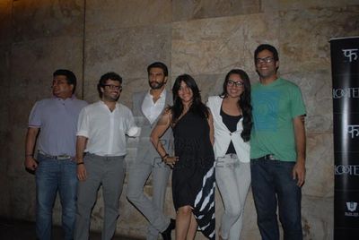 Bolly Celebs snapped at \'LOOTERA\' special screening