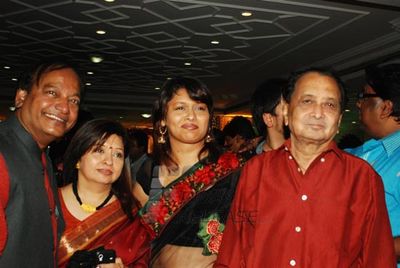 Bolly celebs graced the 50th wedding anniversary of veteran actors Ramesh Deo and Seema Deo