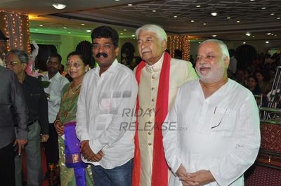 Bolly celebs graced the 50th wedding anniversary of veteran actors Ramesh Deo and Seema Deo