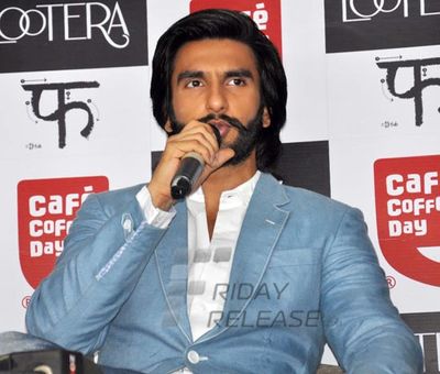 Ranveer Singh & Sonakshi Sinha at the promotion of 'LOOTERA'