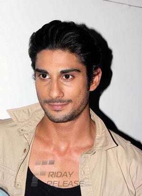 Prateik Babbar & Amyra Dastur promote film 'ISSAQ' on AMITA KA AMIT TV serial sets