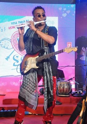Tanuj Virwani, Neha Hinge & Remo Fernandes at film 'LUV U SONIYO' music launch