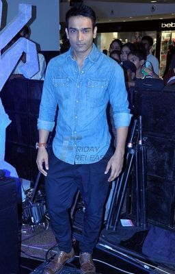 Tanuj Virwani, Neha Hinge & Remo Fernandes at film 'LUV U SONIYO' music launch