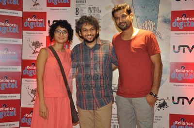 Filmmaker Kiran Rao with Director Anand Gandhi at film \'Ship of Theseus\' Promotion