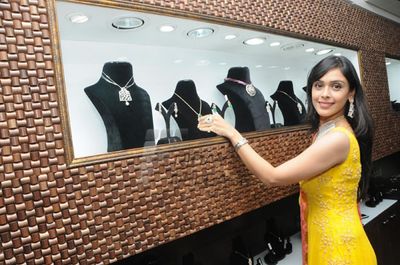 Bolly Celebs attended patronage celebrations by Charu Jewels