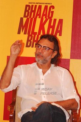 Sonam Kapoor, Farhan Akhtar, Rakeysh Omprakash Mehra at film BHAAG MILKHA BHAAG press meet