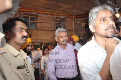 Amitabh Bachchan, Dilip Kumar among Bollywood Celebs at the prayer meet for actor Pran