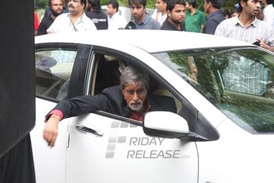 Amitabh Bachchan shoots for Kalyan Jewellers ad film with South stars