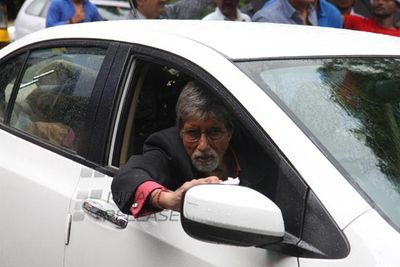 Amitabh Bachchan shoots for Kalyan Jewellers ad film with South stars