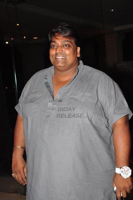 Farhan Akhtar, Sonam Kapoor, Prakash Raj at film 'BHAAG MILKHA BHAAG' success party