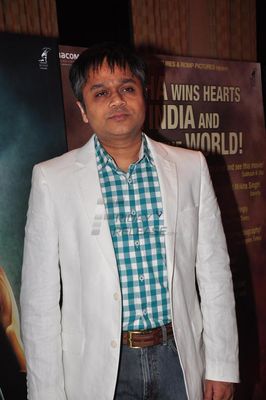 Farhan Akhtar, Sonam Kapoor, Prakash Raj at film 'BHAAG MILKHA BHAAG' success party