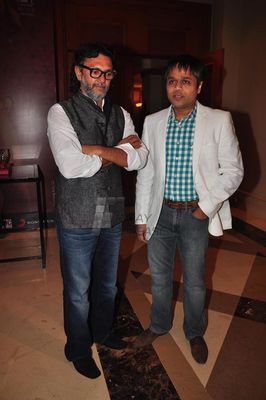 Farhan Akhtar, Sonam Kapoor, Prakash Raj at film 'BHAAG MILKHA BHAAG' success party