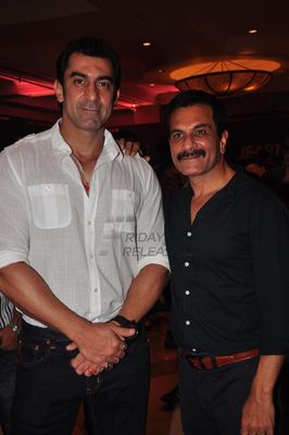 Farhan Akhtar, Sonam Kapoor, Prakash Raj at film 'BHAAG MILKHA BHAAG' success party