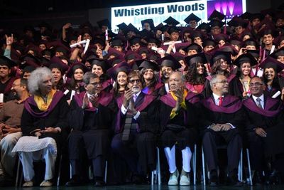 Amitabh Bachchan with musicians Pandit Shivkumar Sharma and Hariprasad Chaurasia felicitated