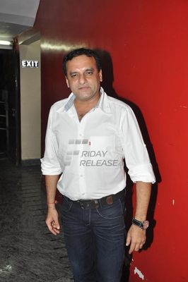 Bolly Celebs at film Ramaiya Vastavaiya special screening