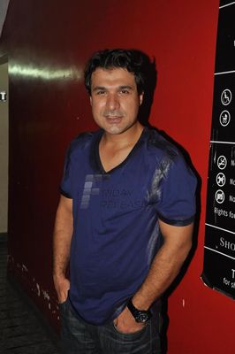 Bolly Celebs at film Ramaiya Vastavaiya special screening