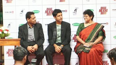 Farhan Akhtar Promotes 'Bhaag Milkha Bhaag' in his own school