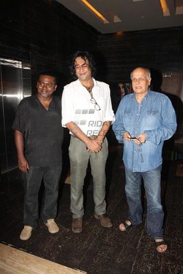 Shilpa Shukla & Shadab Kamal at the press conference of film 'B.A. Pass'