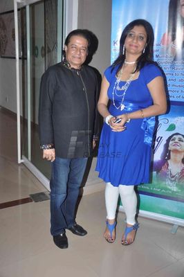 Anup Jalota, Pankaj Udhas and Ravindra Jain at the launch of music album 'ISHQ BAWARI'