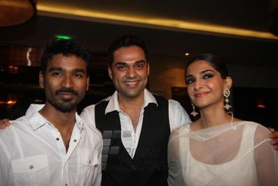 Bolly Celebs at film \'RAANJHANAA\' success party