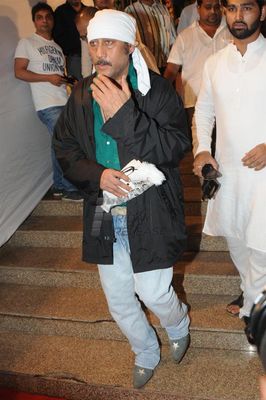 Bolly Celebs at Sharad Pawar's Iftar Party