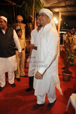 Bolly Celebs at Sharad Pawar's Iftar Party