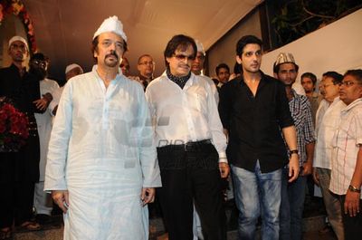 Bolly Celebs at Sharad Pawar's Iftar Party