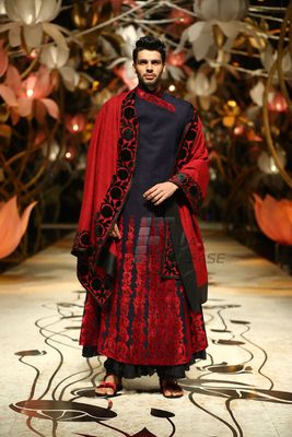 India Bridal Fashion Week Delhi 2013 - Sonam Kapoor as the showstopper