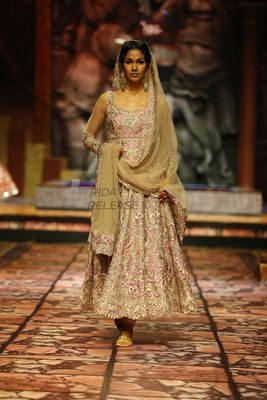India Bridal Fashion Week Delhi 2013 - Chitrangada Singh as the showstopper